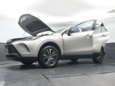 2024 Toyota Venza LE