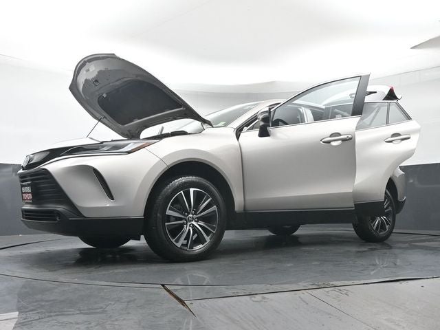 2024 Toyota Venza LE