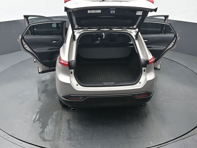 2024 Toyota Venza LE