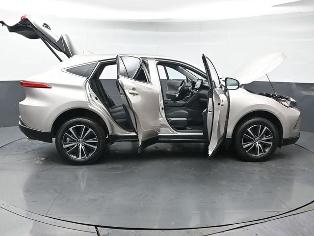 2024 Toyota Venza LE