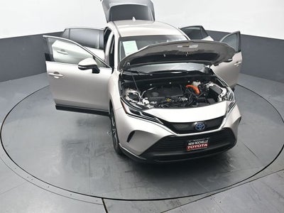 2024 Toyota Venza LE