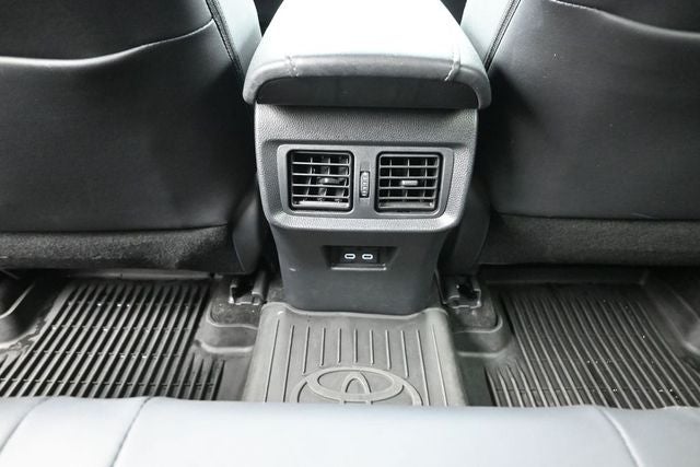 2024 Toyota Venza XLE