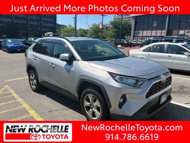 2020 Toyota RAV4 XLE
