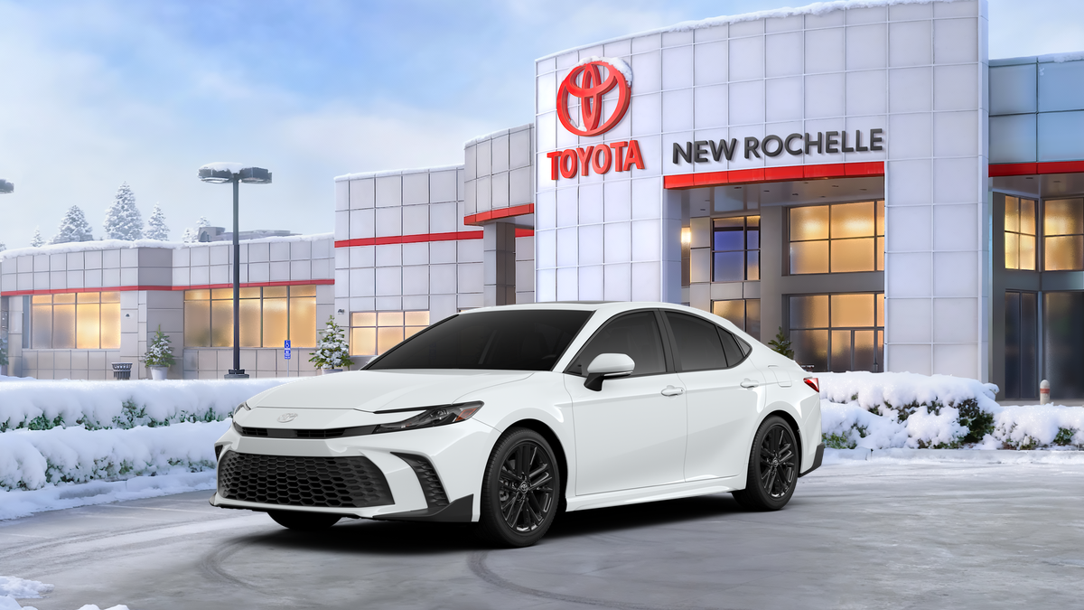 2026 Toyota Camry SE AWD