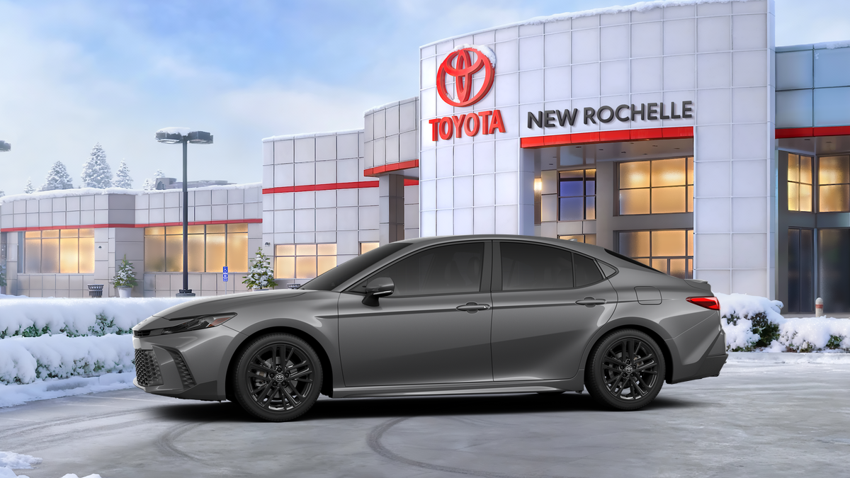 2026 Toyota Camry SE AWD