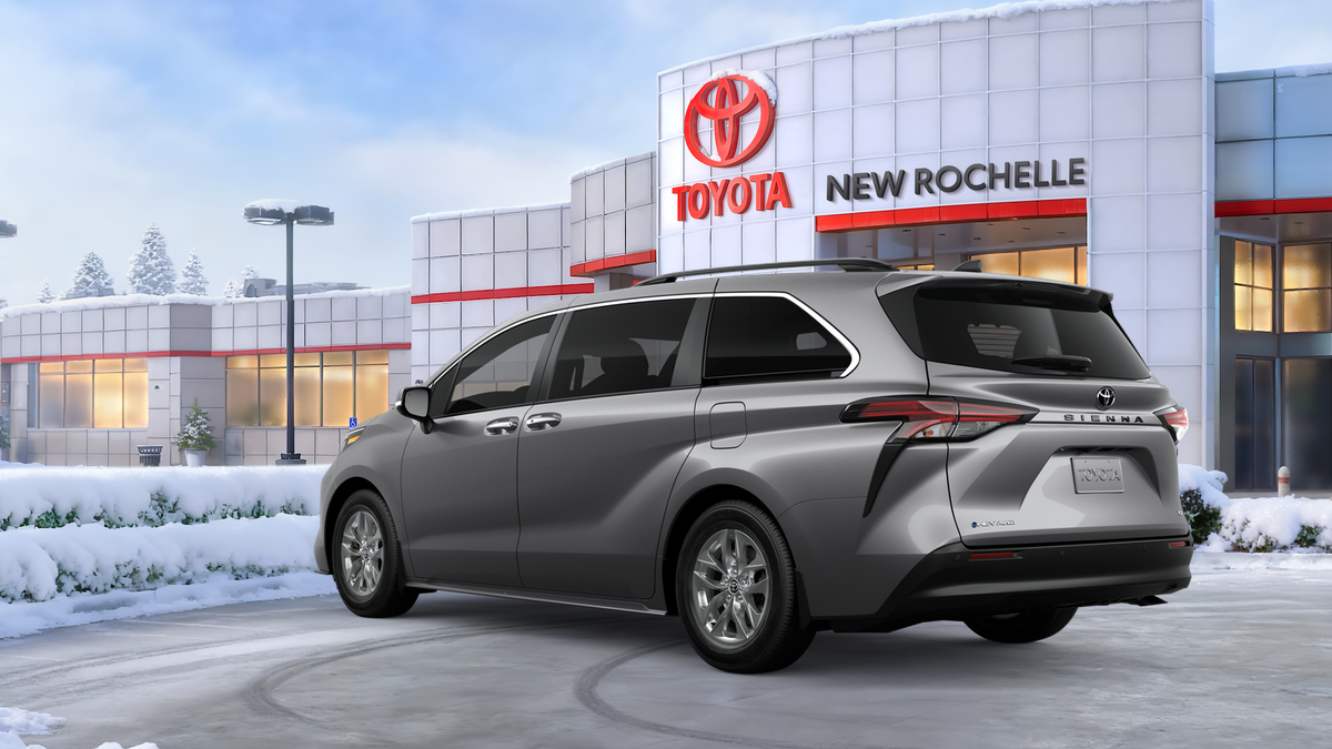 2026 Toyota Sienna XLE