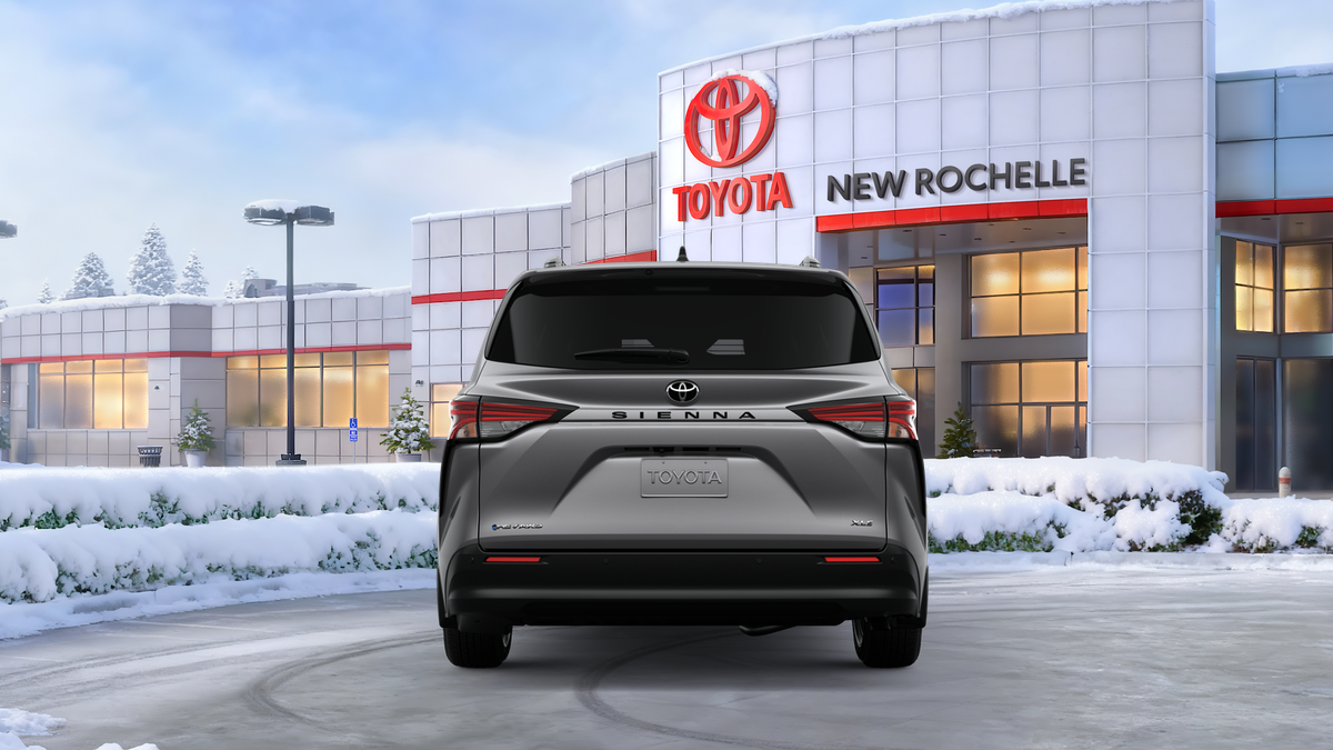 2026 Toyota Sienna XLE